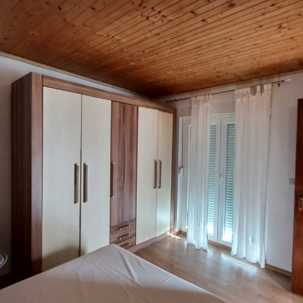 Bedrooms, Apartments Veronika, Travel agency Charly, Murter, Dalmatia, Croatia Betina