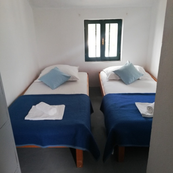 Bedrooms, Robinson House island Žut, Travel agency Charly, Murter, Dalmatia, Croatia Betina